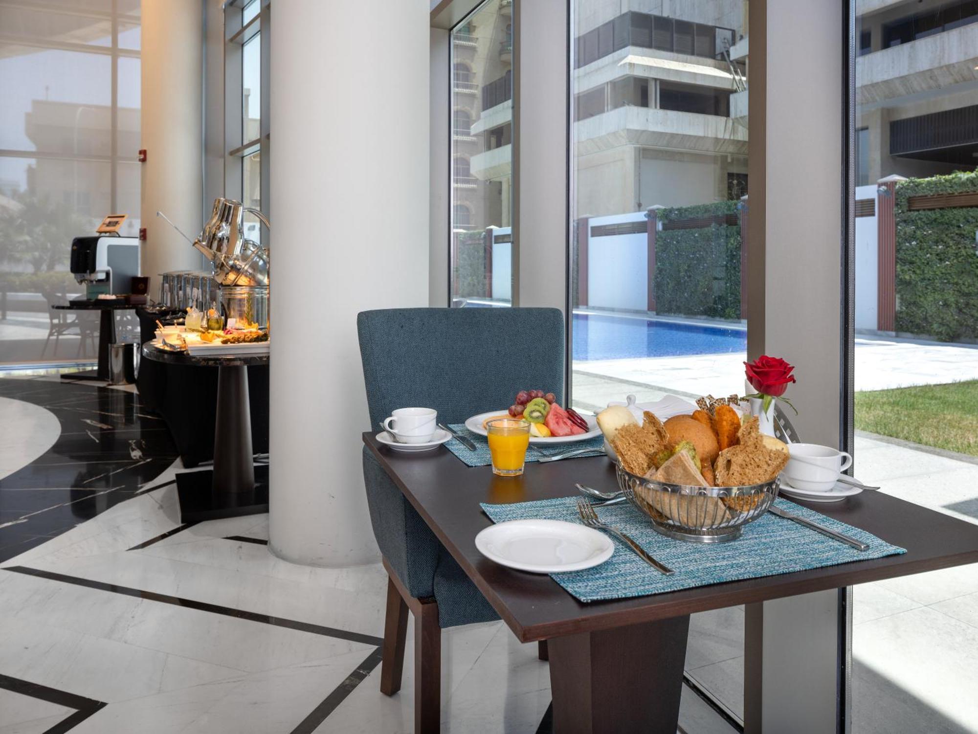 Somerset Downtown Al Khobar Exterior foto